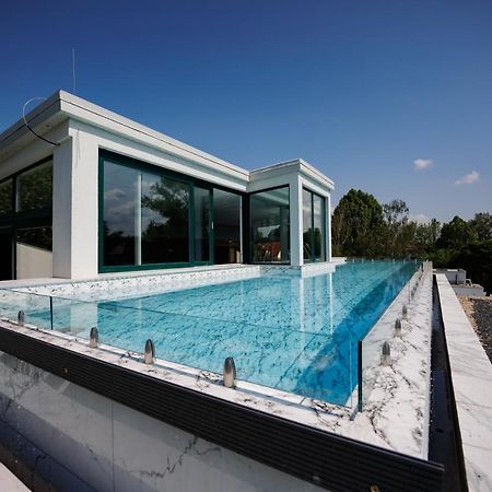 Villa Bauhaus Wellness Apartments 207 - Petiteplage Шіофок Екстер'єр фото
