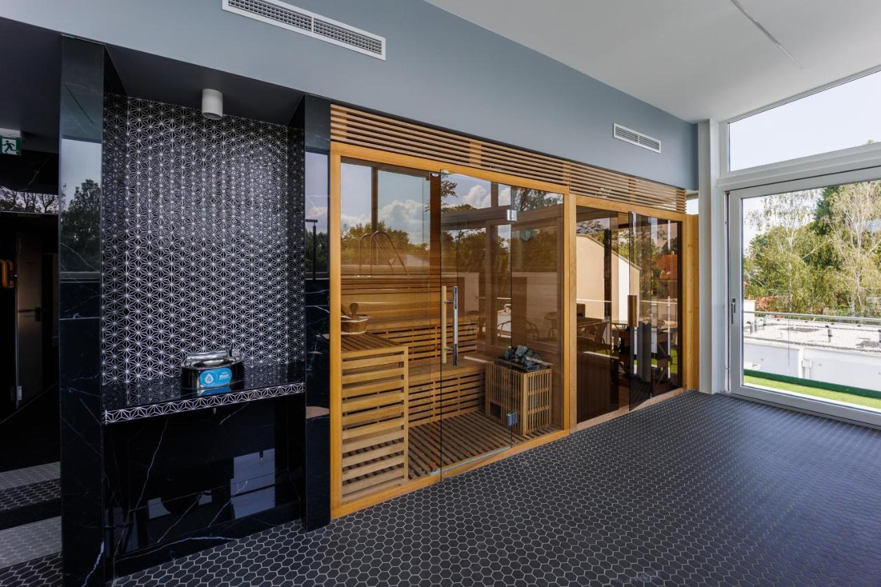 Villa Bauhaus Wellness Apartments 207 - Petiteplage Шіофок Екстер'єр фото