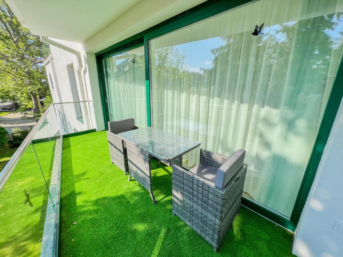 Villa Bauhaus Wellness Apartments 207 - Petiteplage Шіофок Екстер'єр фото